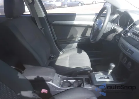 2010 Mitsubishi Lancer Es z USA, uszkodzony, nr VIN JA32U2FUXAU016119